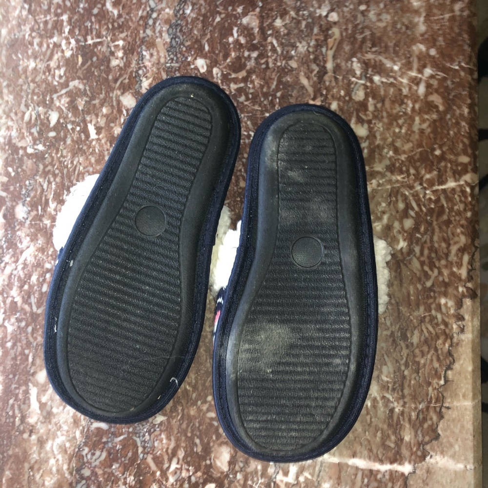 Slippers - Picture 3 of 3